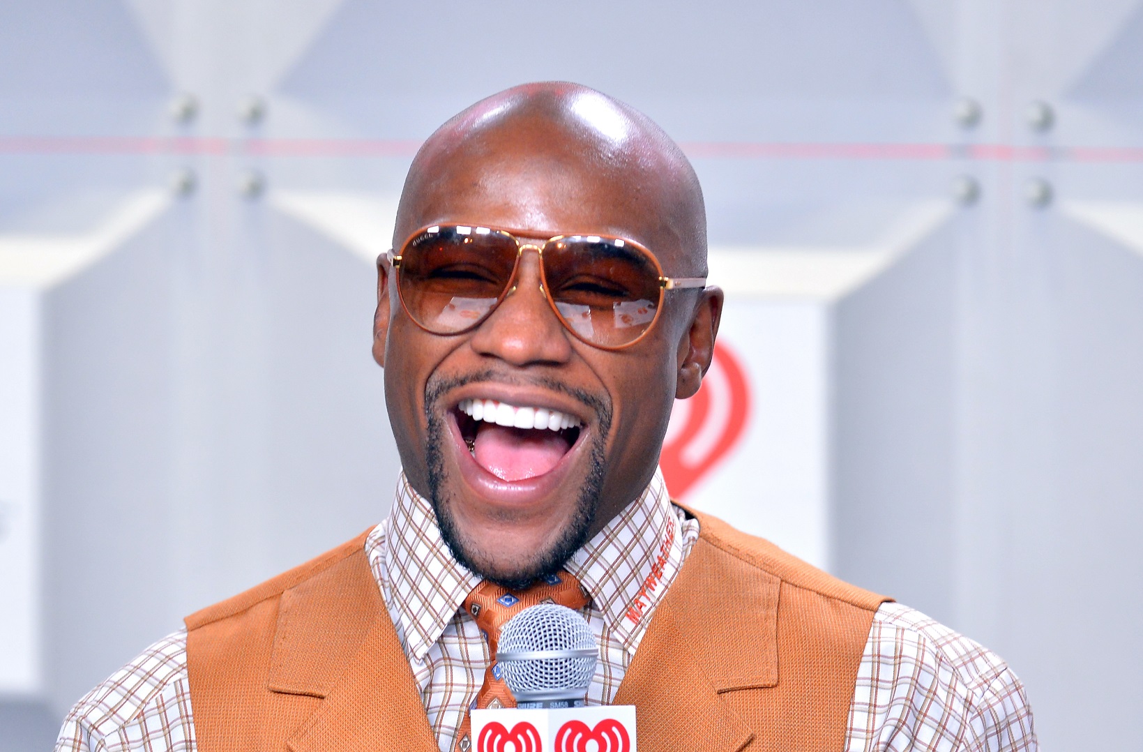 Floyd Mayweather Net Worth, Biography, Career, Awards, Facts